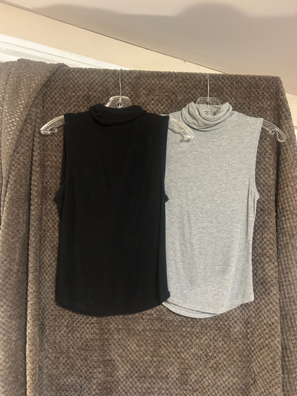 Sleeveless 2 units Turtleneck Top - Black and Light Gray